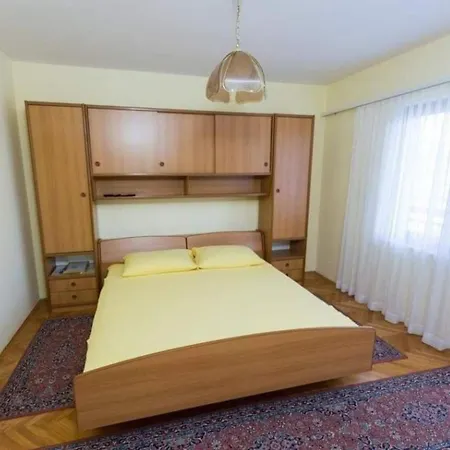Bridic Okrug Gornji تروغير